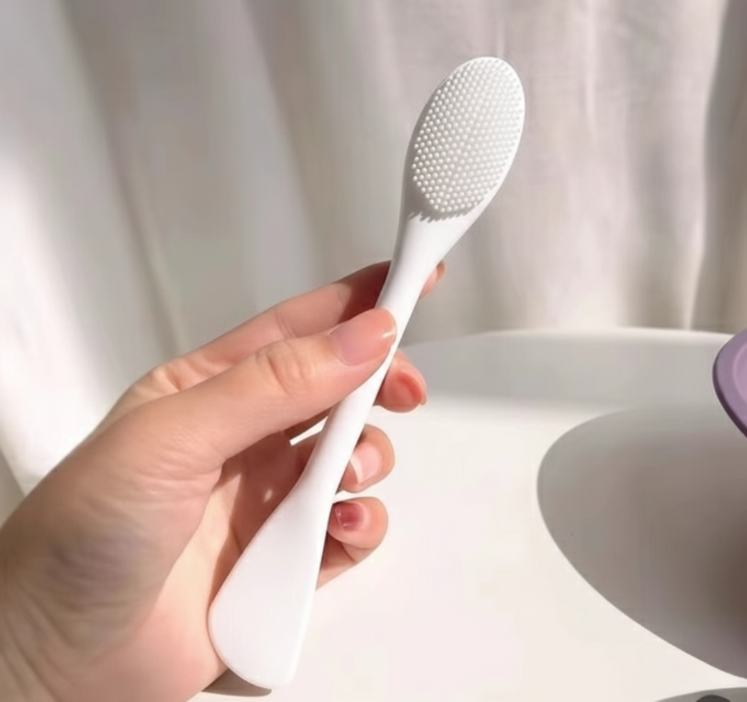 Mask Silicone Brush